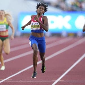 ¡Lo hizo otra vez! Marileidy Paulino gana plata en final de 400 metros planos Campeonato Mundial