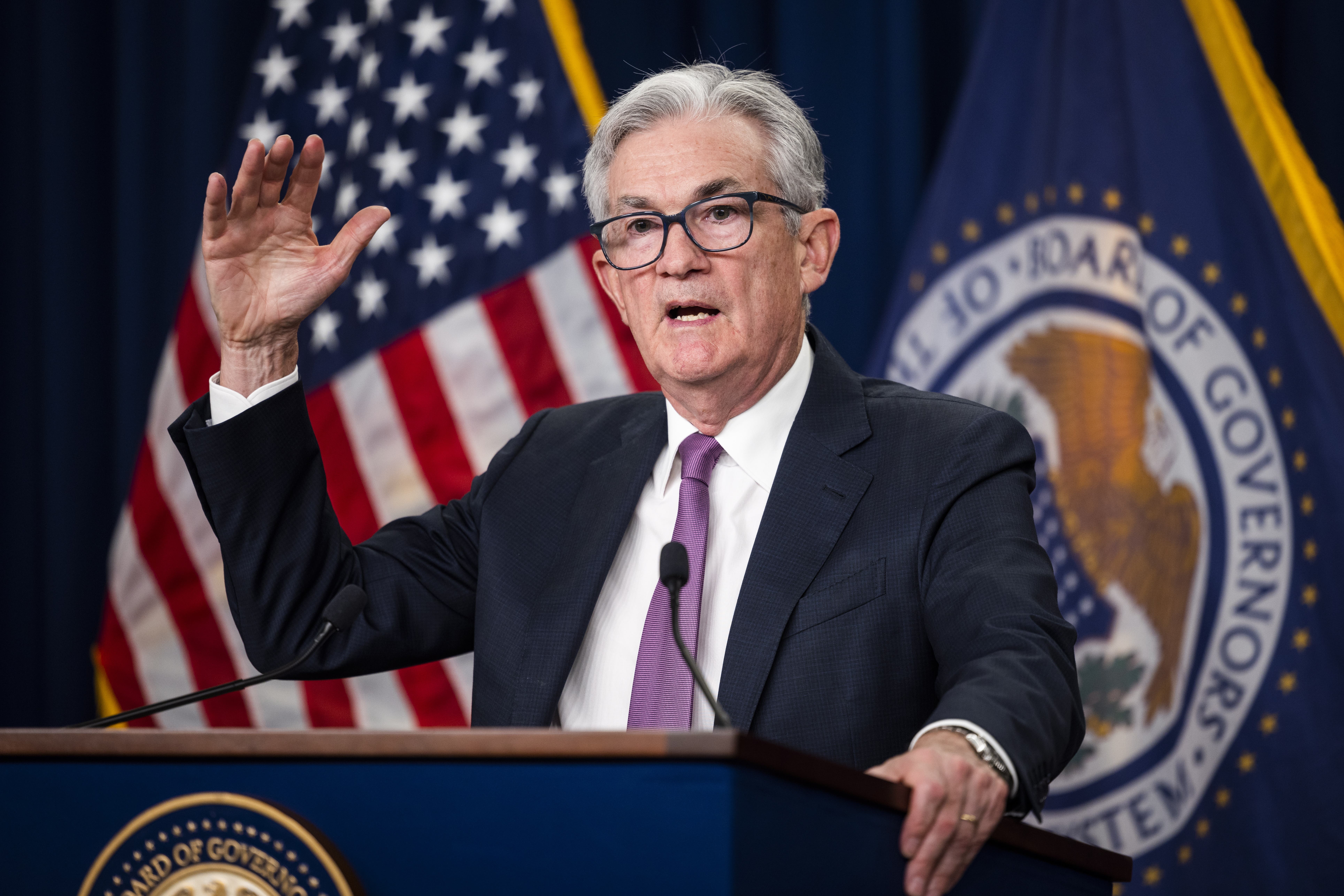 La Fed de EEUU aumenta tasas en lucha contra inflación
