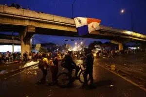 Carestía de vida y corrupción causan las mayores protestas en años en Panamá