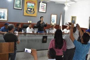 Gobierno anuncia inicio acueductos en Monción y Villa Los Almácigos