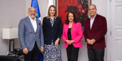 Unión de Escritores Dominicanos se reúne con ministra de Cultura
