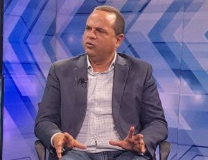 Manuel Crespo asegura RD espera que Leonel tome las riendas