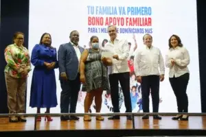 Otro millón hogares recibirá ayuda de RD$1,500