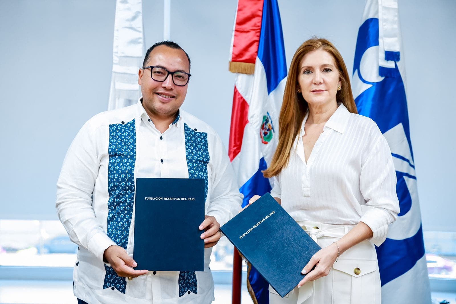 Fundación Reservas del País e Indocal firman acuerdo de colaboración a favor de cooperativas