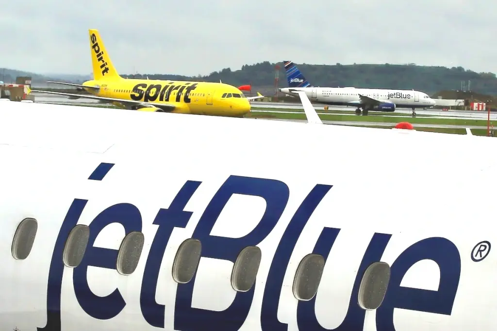 JetBlue acuerda comprar Spirit Airlines por 3.800 millones de dólares