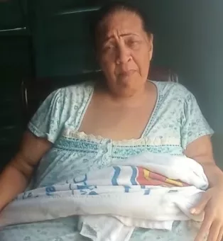 Mujer clama por ayuda para ser operada de dos fibromas