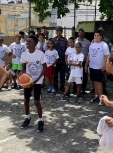 Policía Inicia Campamento Deportivo   Barrios Simón Bolívar y 24 de Abril 