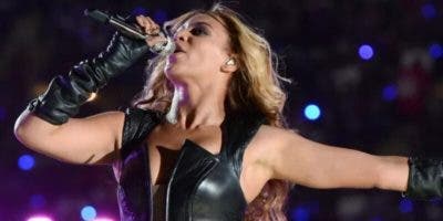 Beyoncé retira la palabra que desató críticas de una de las canciones de su último álbum