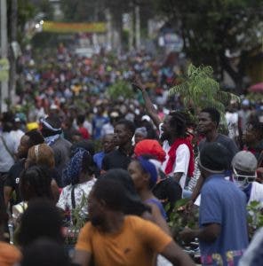 Haitianos piden renuncie  Ariel Henry