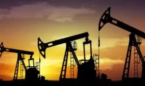 El petróleo de Texas baja un 2,3 % y cierra en 70,87 dólares el barril Nueva York