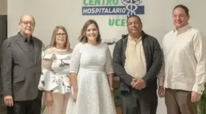 Centro hospitalario UCE inaugura nuevas unidades