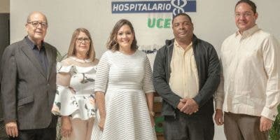 Centro hospitalario UCE inaugura nuevas unidades