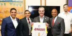 Presidente Abinader recibe a los Truenos