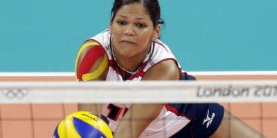 Prisilla Rivera mantiene su vínculo con voleibol