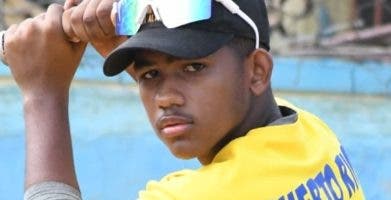 Guananito se lleva la corona béisbol RBI