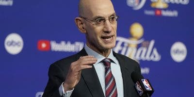 NBA y sindicato postergan fecha para rescindir el contrato