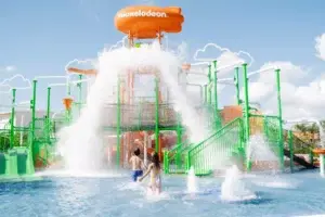 Nickelodeon Hotels realiza campamento de verano