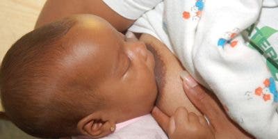 Los beneficios de la lactancia materna para la madre y el bebé