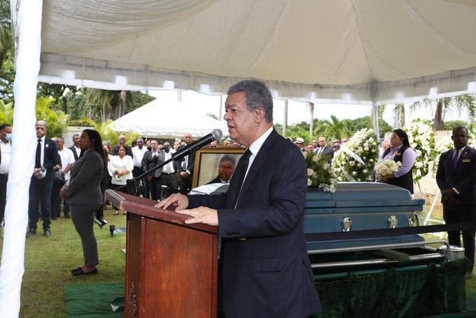 Restos de Domingo Jiménez fueron sepultados este sábado
