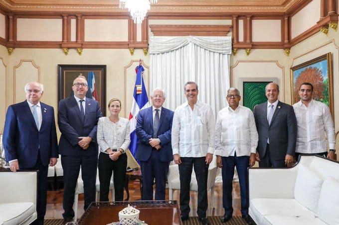 Abinader se reúne con embajador de Canadá ante ONU para abordar crisis de Haití