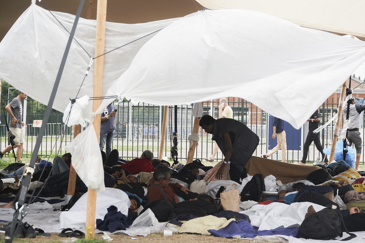 Inhumana recepción de refugiados en Países Bajos, quinta economía eurozona