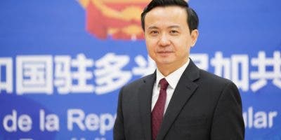 Asuntos entre China y Taiwán solo compete a los chinos, advierte embajador Zhang Run