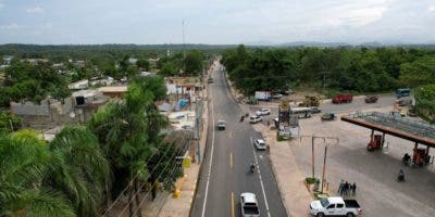 Presidente inaugura avenida Los Beisbolistas por un valor de 178 millones