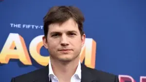 Ashton Kutcher, a punto de perder la vista y el oído, por una “vasculitis»