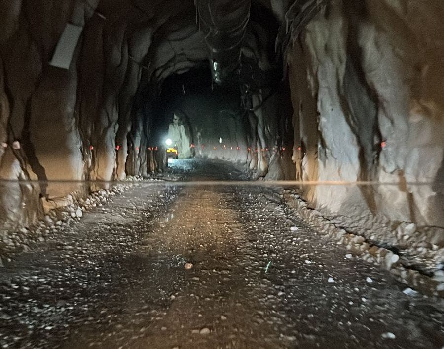 Avanzan trabajos de construcción segundo túnel para rescatar mineros