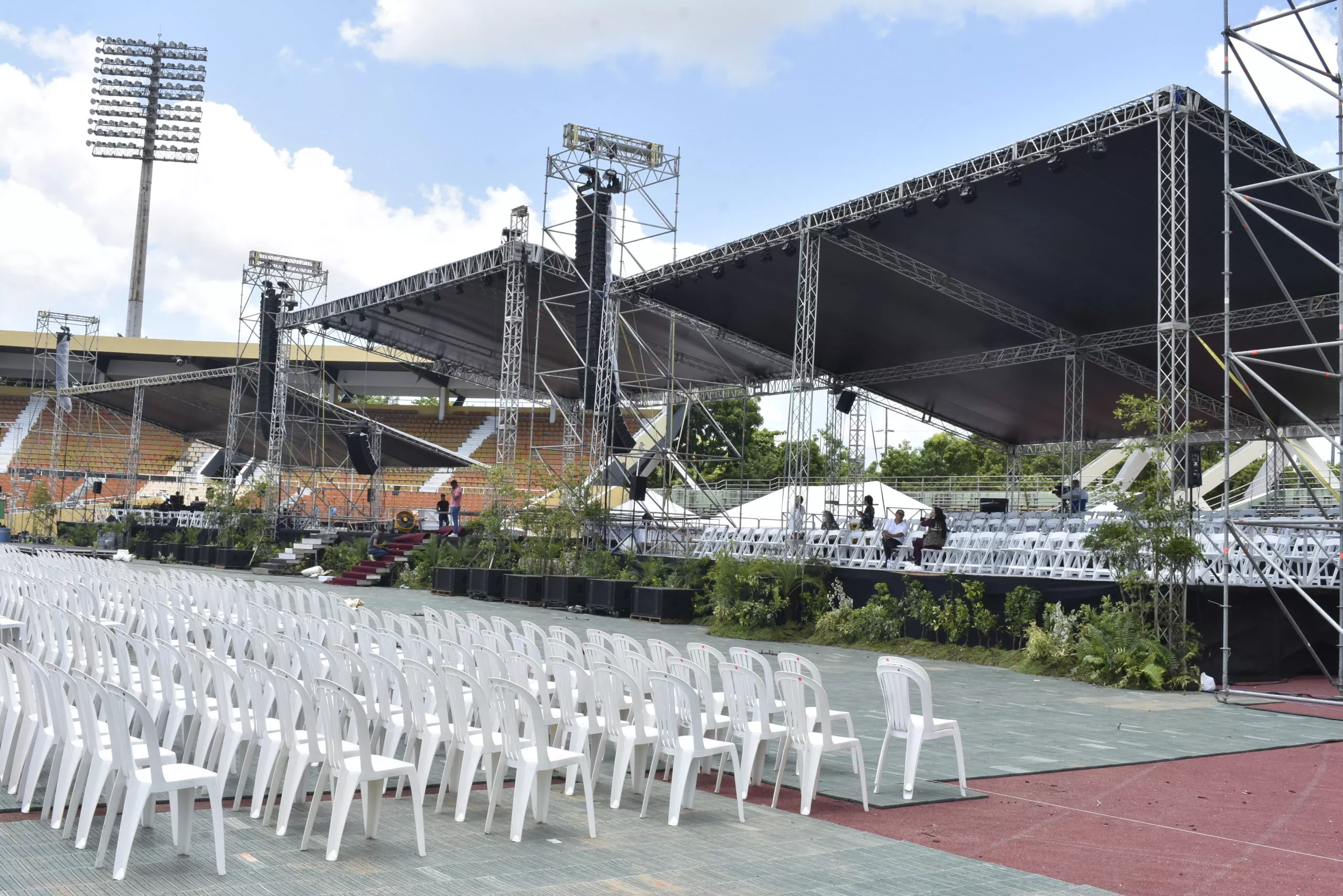 Avanzan preparativos para Coronación de la Virgen de la Altagracia este lunes