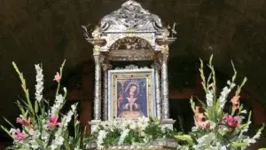 Se esperan miles de católicos en cierre de coronación canónica de la Virgen de Altagracia