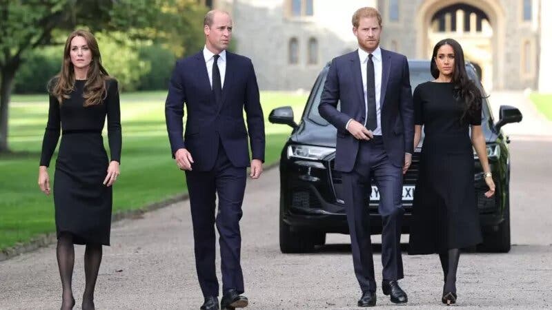 Los príncipes William y Harry y sus esposas se unen al tributo a la reina Isabell II