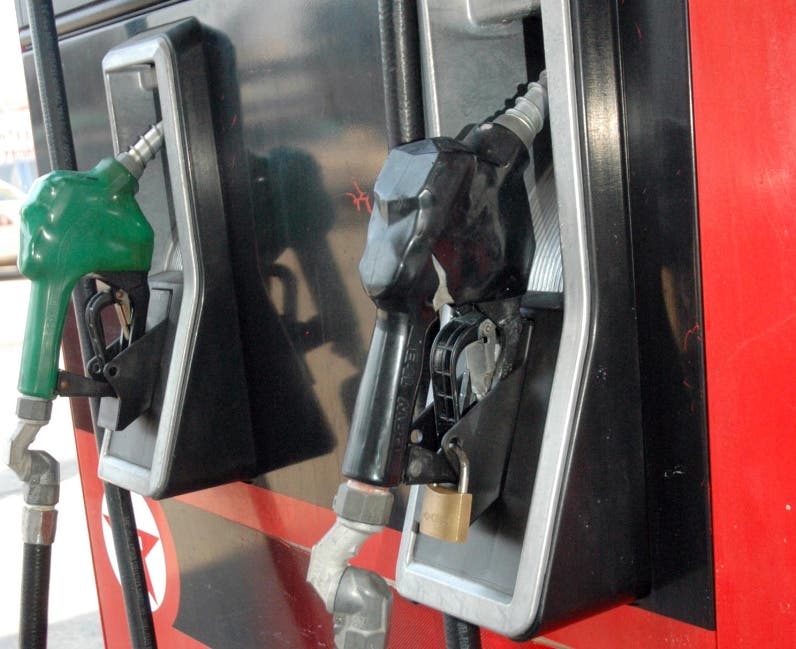 Detectan ventas irregulares en combustibles
