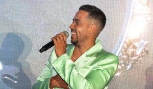 Romeo Santos va  imparable con “Fórmula Vol.3″