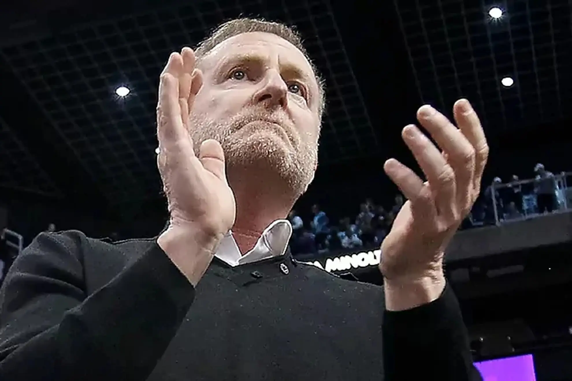 Vicepresidente de los Suns pide dimisión del dueño Robert Sarver