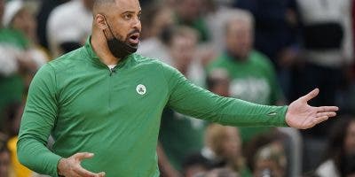 Celtics suspenden a su entrenador Ime Udoka por toda la temporada