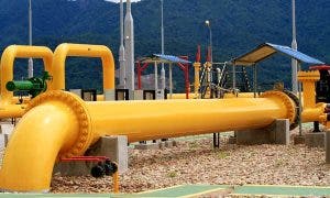 Bolivia registra superávit gracias a exportaciones de gas