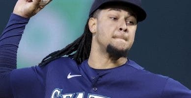 Jerry Dipoto logra obsesión con Castillo