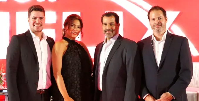 Oswaldo Vásquez, Lorena Paz, Miguel Guerra y Oscar López. Oswaldo Vásquez, Lorena Paz, Miguel Guerra y Oscar López.