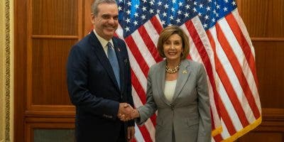 Luis Abinader se reúne con Nancy Pelosi