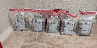DNCD decomisa 50 paquetes de cocaína en aeropuerto Punta Cana