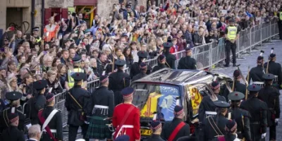 Isabel II será enterrada junto al duque de Edimburgo el lunes en Windsor