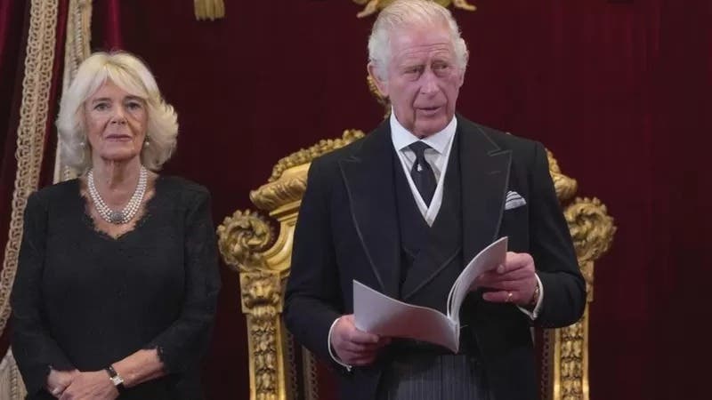 Carlos III es proclamado formalmente rey en una histórica ceremonia