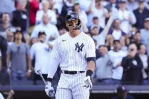 Los Dodgers podrían perseguir Aaron Judge y mover a Betts al cuadro interior