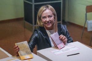 La derecha gana elecciones en Italia con un 42,2 %, según proyección