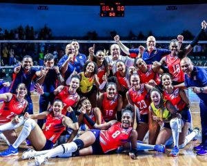 Luis Abinader felicita a las Reinas del Caribe tras obtener medalla de oro en la Final Six de voleibol