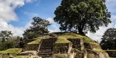 Guatemala, un lugar de volcanes, bosques tropicales y antiguos sitios mayas