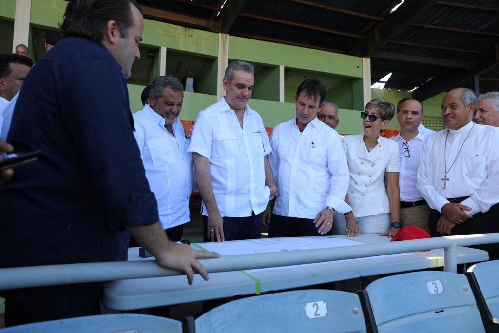 Presidente Abinader dispone RD$150 millones para remodelación del Estadio José Briceño de Puerto Plata