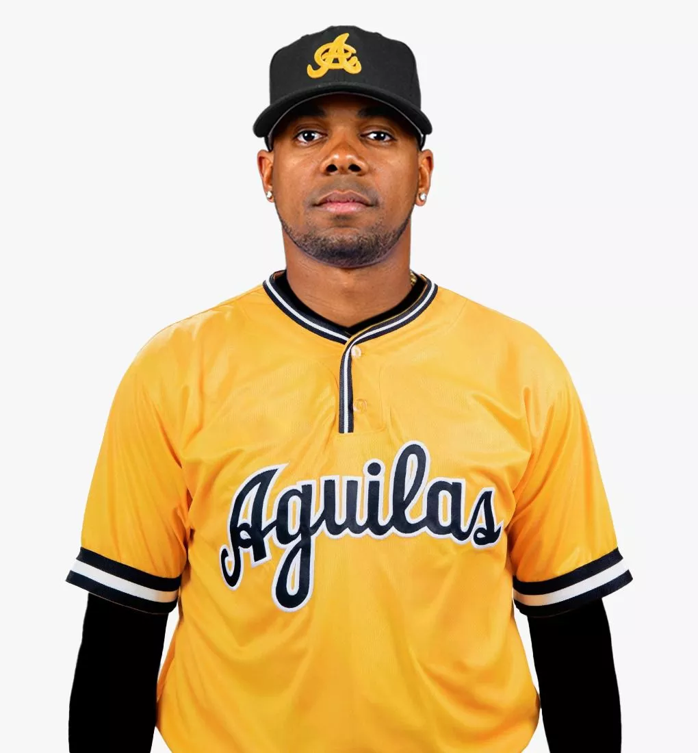 Águilas anuncian la contratación del lanzador zurdo Roenis Elías