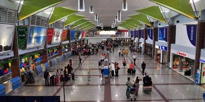 Más de 10 millones de pasajeros se han movilizados por aeropuertos del país este año
